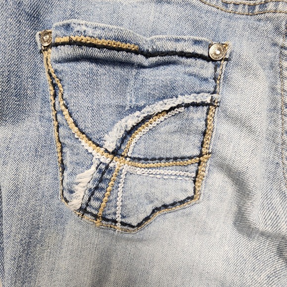 Maurices Distressed Patched Ankle Jeans Womens Size 9/10 Regular Blue Stretch - Picture 6 of 12